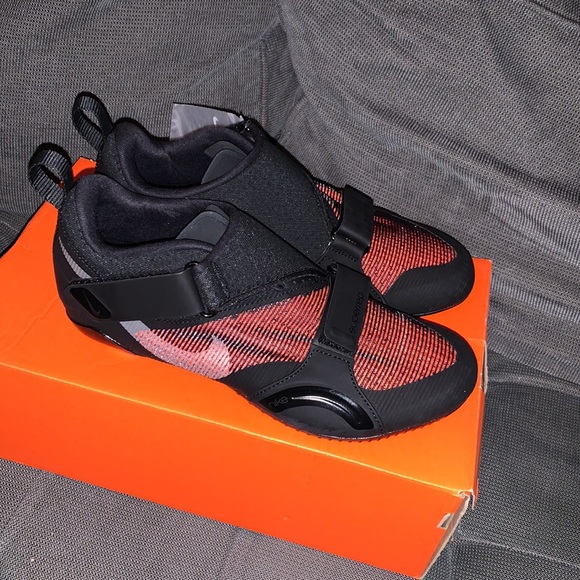 Nike SuperRep Cycle womens NIB $120 - Picture 4 of 6
